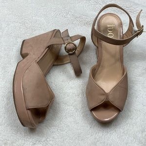 iDoré Nude Heels Size 8